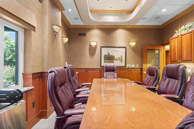 14211 W 11 Mile Road, Oak Park, MI 48237
