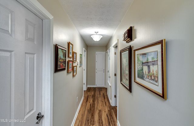 100 Fairdale Place, Brandon, MS 39042