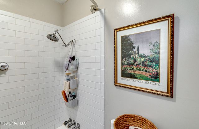 100 Fairdale Place, Brandon, MS 39042