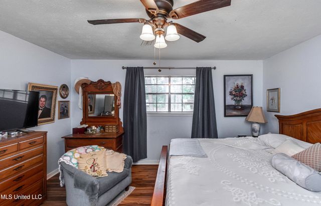 100 Fairdale Place, Brandon, MS 39042