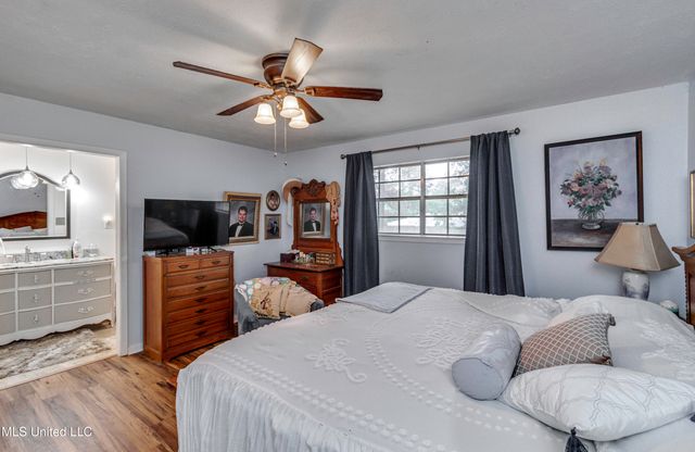 100 Fairdale Place, Brandon, MS 39042