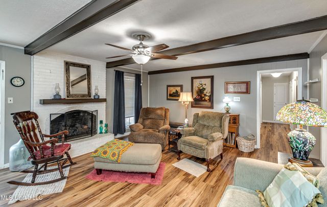 100 Fairdale Place, Brandon, MS 39042