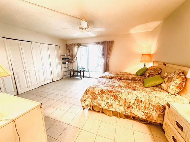 2060 Harwood E 2060, Deerfield Beach, FL 33442