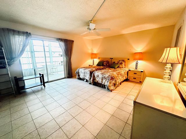 2060 Harwood E 2060, Deerfield Beach, FL 33442