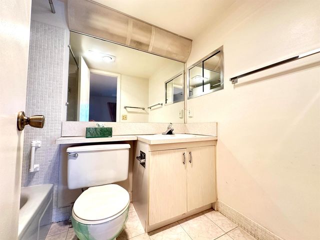 2060 Harwood E 2060, Deerfield Beach, FL 33442