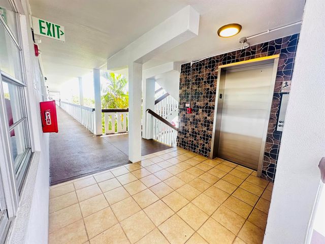 2060 Harwood E 2060, Deerfield Beach, FL 33442
