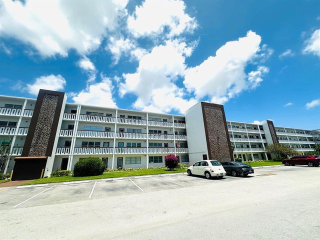 2060 Harwood E 2060, Deerfield Beach, FL 33442