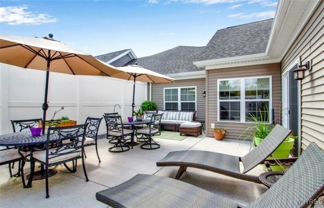 5665 Southwestern Boulevard 17A, Hamburg, NY 14075