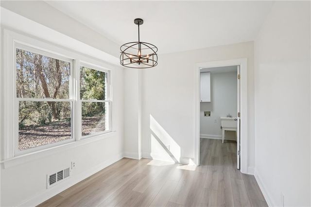 507 Castleaire Drive, Stone Mountain, GA 30087