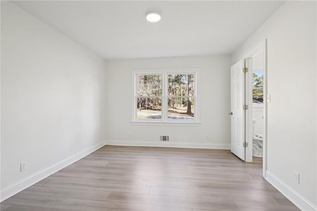 507 Castleaire Drive, Stone Mountain, GA 30087