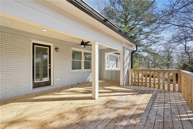 507 Castleaire Drive, Stone Mountain, GA 30087