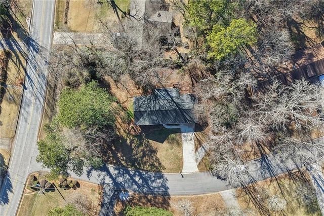 507 Castleaire Drive, Stone Mountain, GA 30087