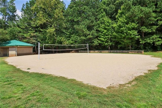 507 Castleaire Drive, Stone Mountain, GA 30087