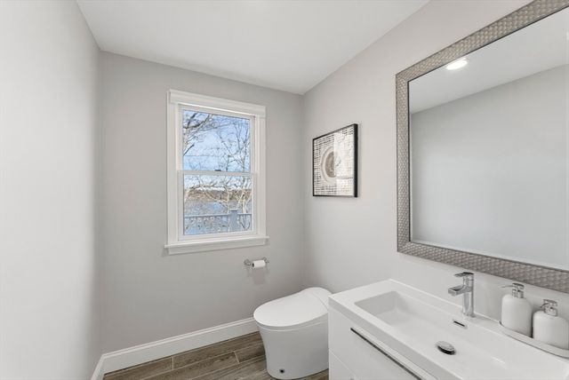 29 Eagle Hill Drive, Plymouth, MA 02360