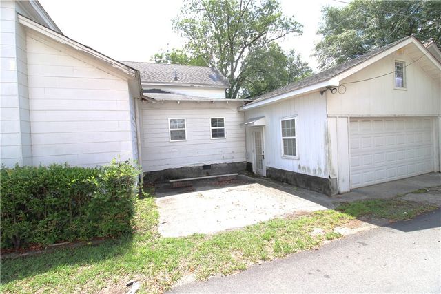 10 W Inman Street, Statesboro, GA 30458