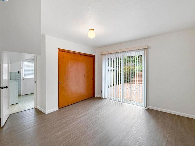 1516 Grove Way, Hayward, CA 94546