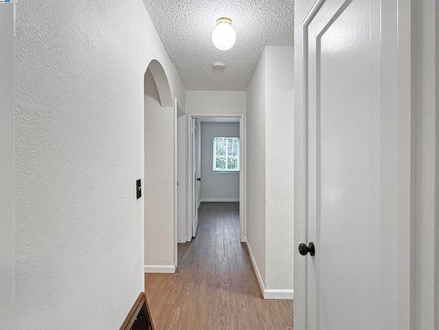 1516 Grove Way, Hayward, CA 94546