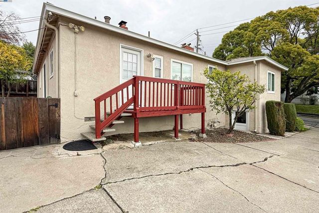 1516 Grove Way, Hayward, CA 94546