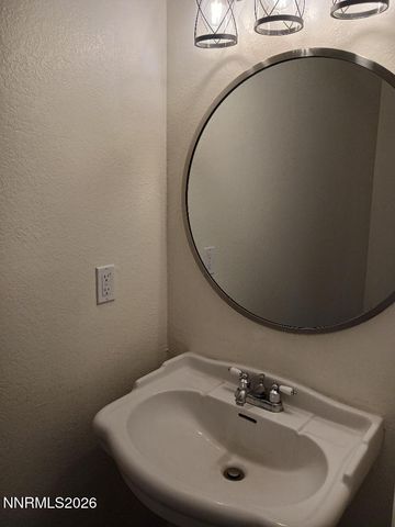 401 Allouette Way APT 7, Carson City, NV 89701