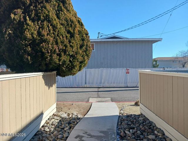 401 Allouette Way APT 7, Carson City, NV 89701