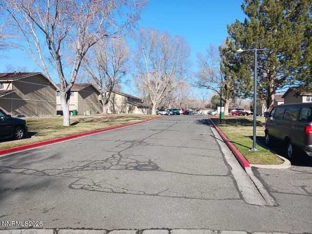 401 Allouette Way APT 7, Carson City, NV 89701