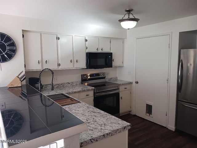 401 Allouette Way APT 7, Carson City, NV 89701