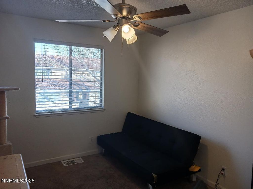 Image 21 of property listing at 401 Allouette Way APT 7, Carson City, NV 89701