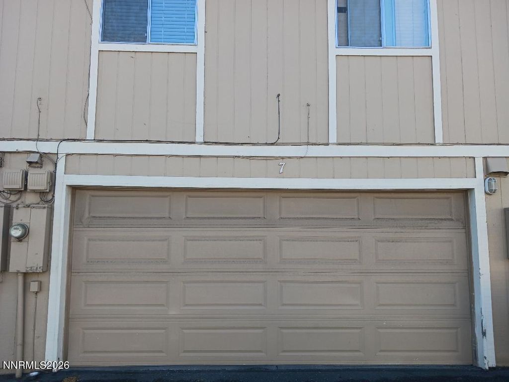 Image 24 of property listing at 401 Allouette Way APT 7, Carson City, NV 89701