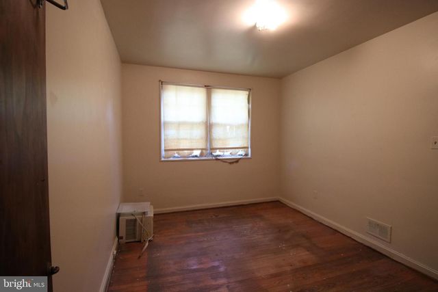2351 IVERSON ST, Temple Hills, MD 20748