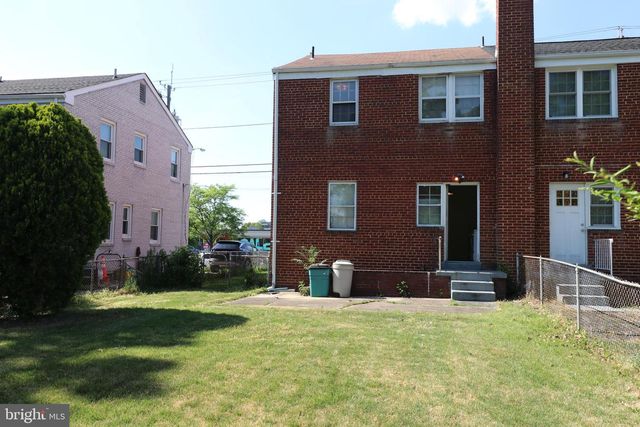 2351 IVERSON ST, Temple Hills, MD 20748