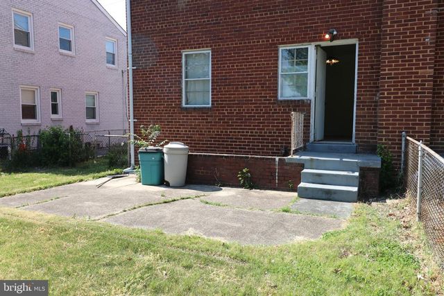 2351 IVERSON ST, Temple Hills, MD 20748