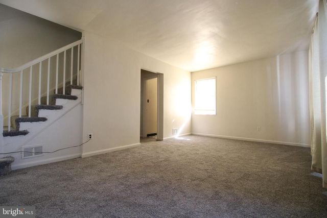 2351 IVERSON ST, Temple Hills, MD 20748