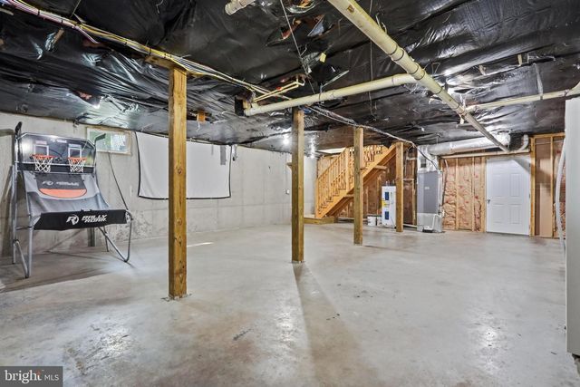 80 SANDPIPER DR, Basye, VA 22810