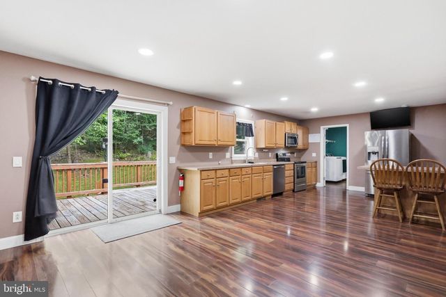 80 SANDPIPER DR, Basye, VA 22810