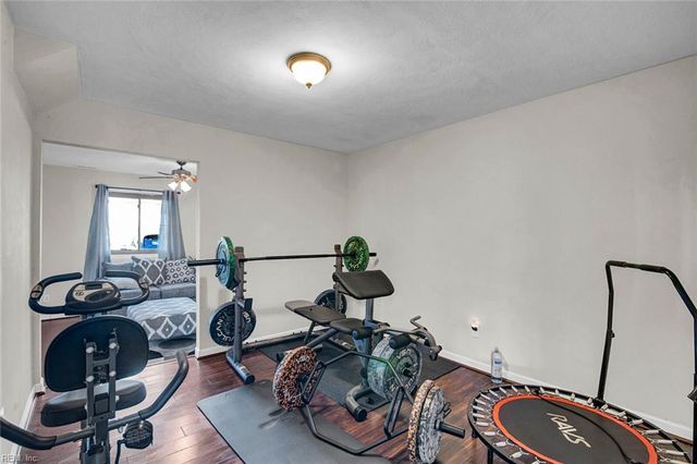 4184 Thistle CIR, Virginia Beach, VA 23462