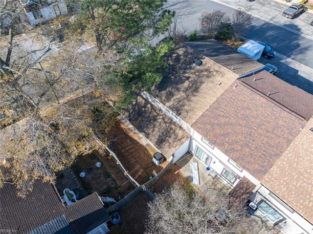 4184 Thistle CIR, Virginia Beach, VA 23462