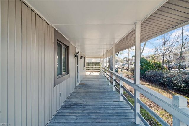 4184 Thistle CIR, Virginia Beach, VA 23462