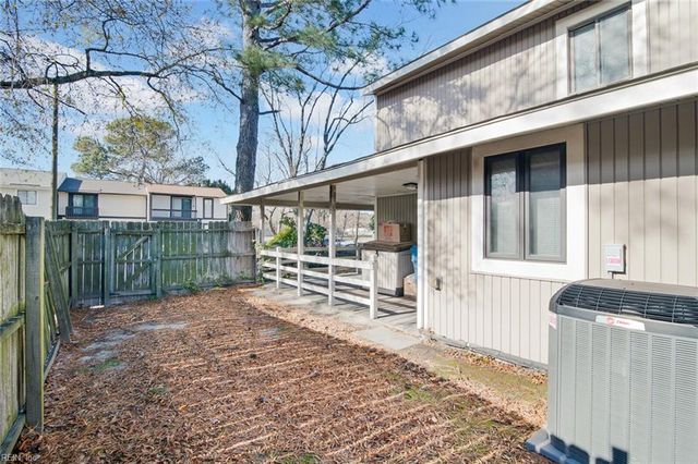 4184 Thistle CIR, Virginia Beach, VA 23462