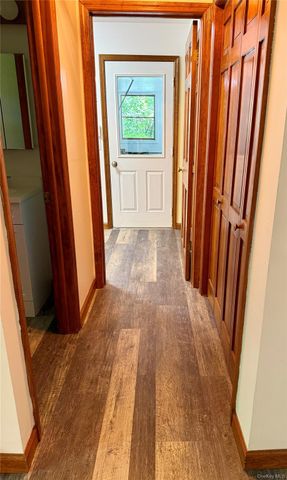2 Durmo Road, New Paltz, NY 12561