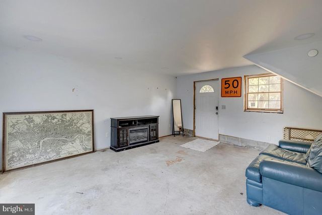 205 FISHER AVE, Milford, DE 19963