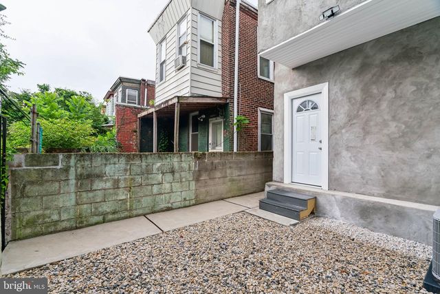 2433 N 17TH ST, Philadelphia, PA 19132