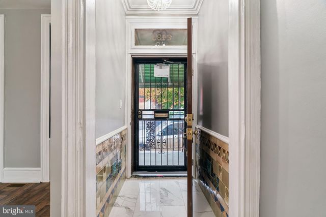 2433 N 17TH ST, Philadelphia, PA 19132