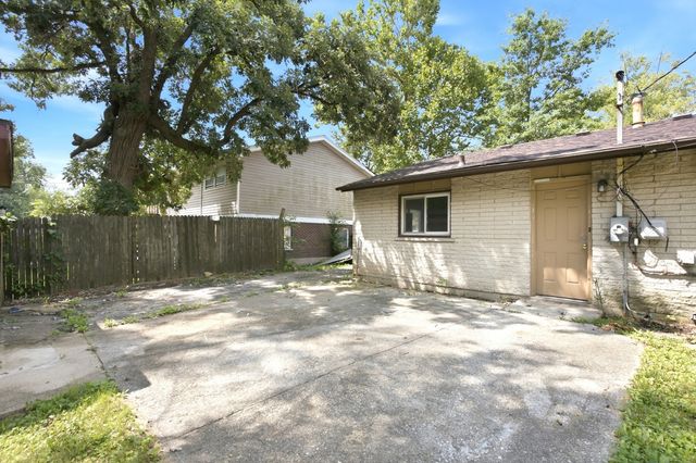 703 Circle Drive, University Park, IL 60484