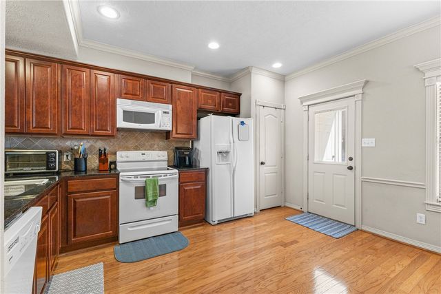 1000 Spring Loop 1801, College Station, TX 77840