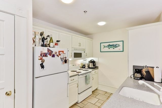 17 Bay State Rd G, Boston, MA 02215