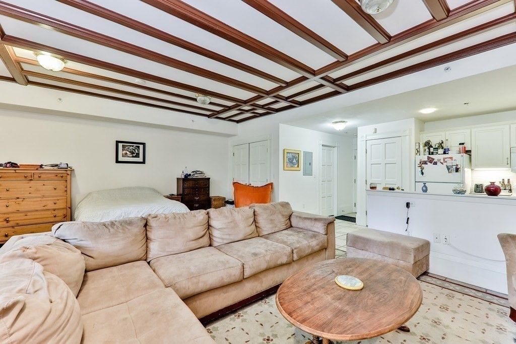 17 Bay State Rd G, Boston, MA 02215