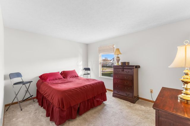 1993 Schrive Drive, Hilliard, OH 43026