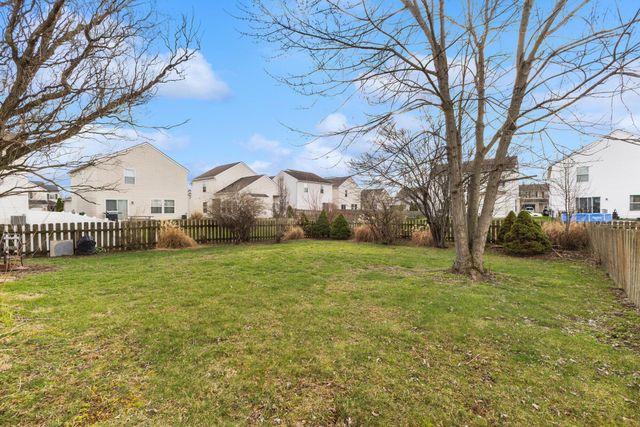 1993 Schrive Drive, Hilliard, OH 43026