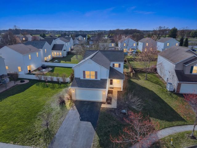 1993 Schrive Drive, Hilliard, OH 43026