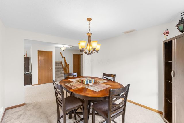 1993 Schrive Drive, Hilliard, OH 43026